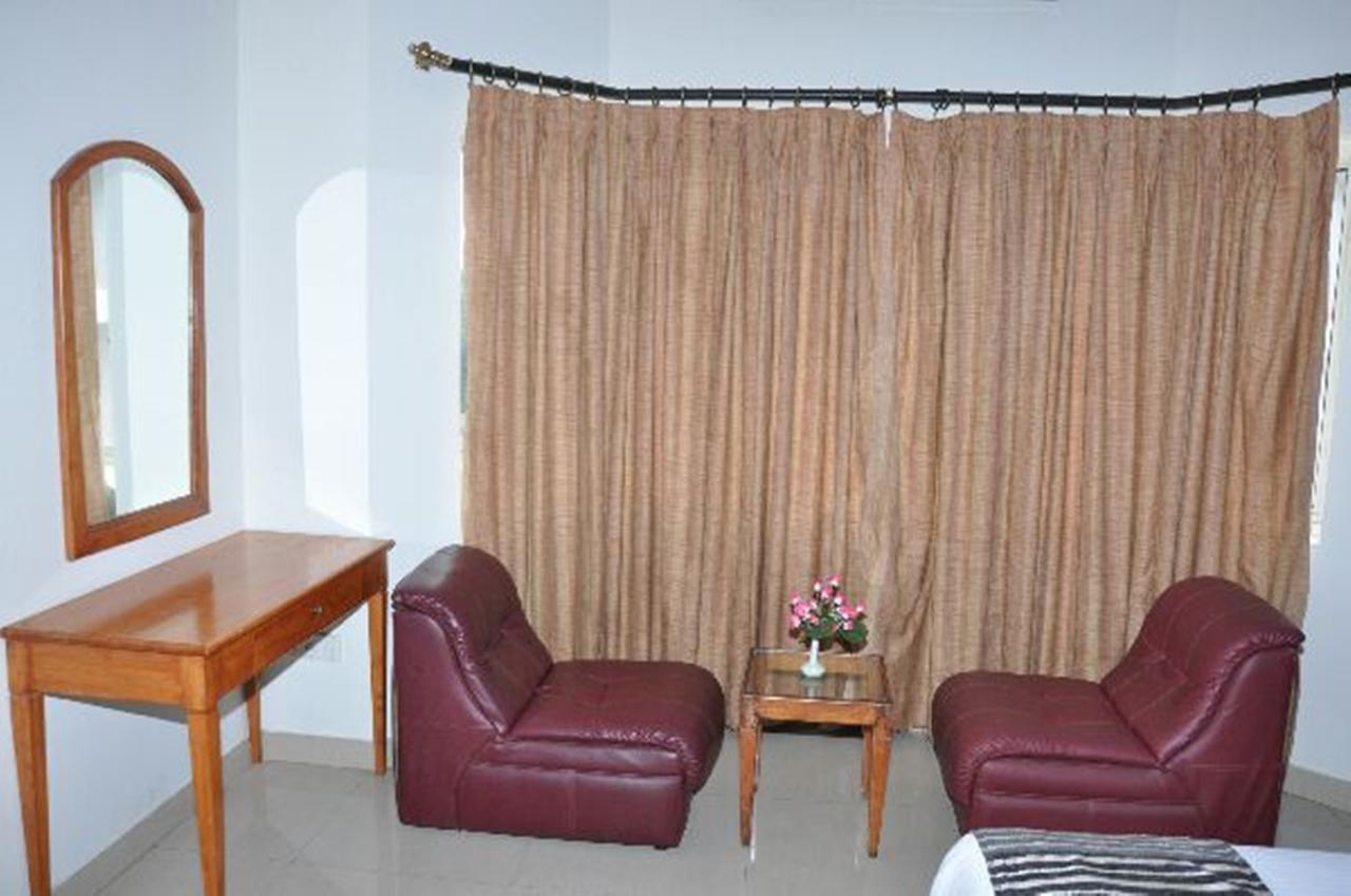 Dass Suites,Domlur Bangalore Bagian luar foto